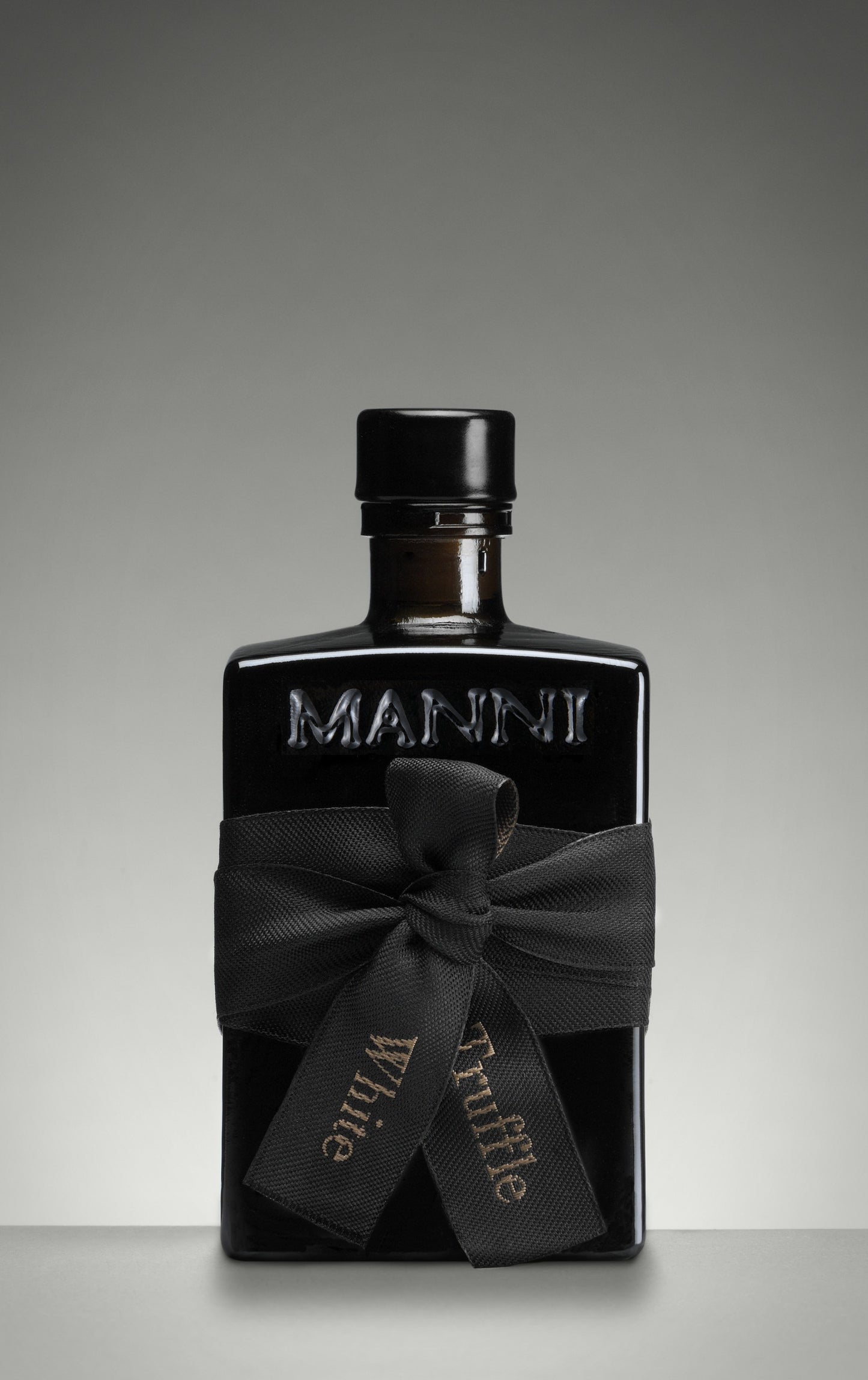 MANNI White Truffle Extra Virgin Olive Oil Condiment 1 Bottle – 60 mL / 2 fl. oz
